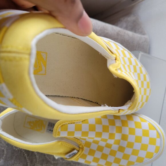 VANS Checkerboard Yellow Slip-On Sneakers – Kids 6.0 - Picture 9 of 11